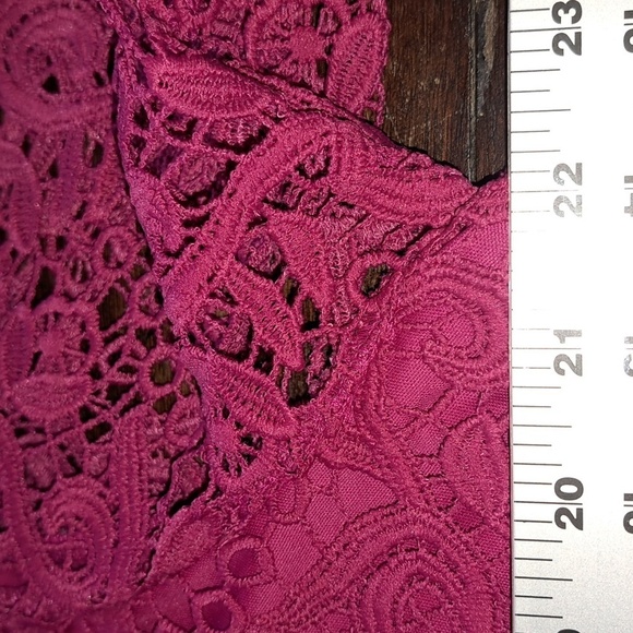 Philosophy Fuchsia Lace Top Size XL - Picture 6 of 7